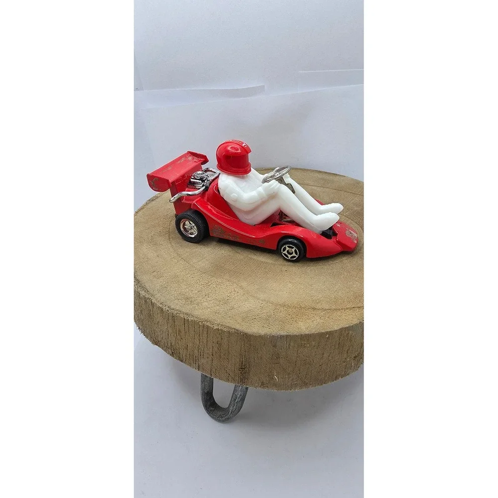 Vintage Red Diecast Go-Kart Toy Racer White Driver Pull Back Made in China